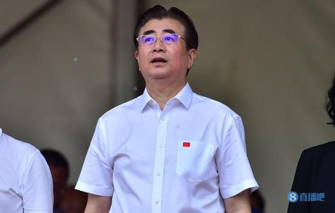 不能完全抑制欲望的徐娘半老感到潮湿